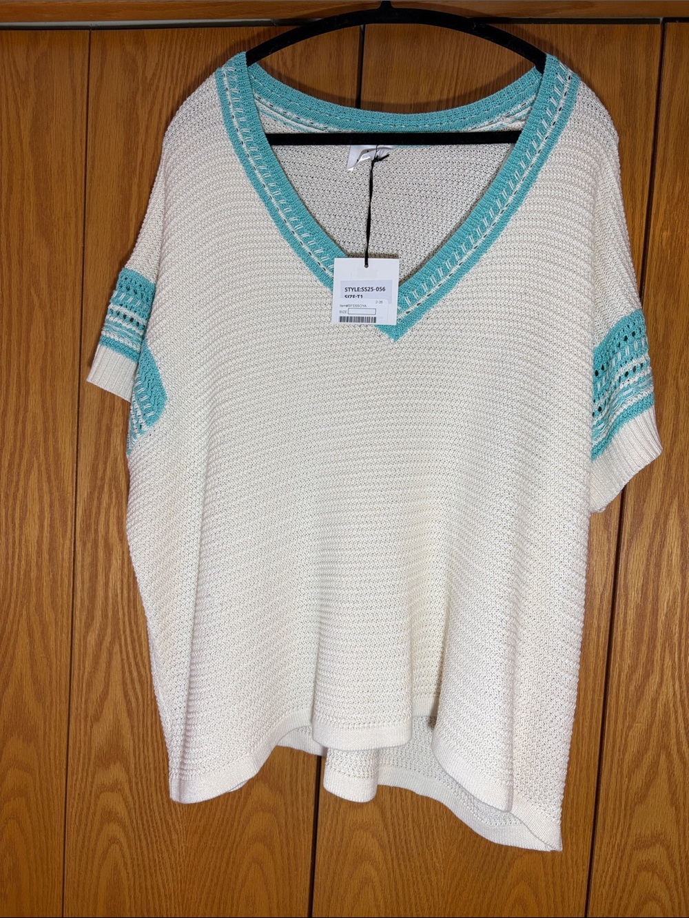 NWT MARINA Cream V-Neck Knit Top with blueish green Trim